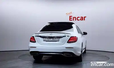Mercedes-Benz E-Class 2020 2.0 Автомат в Москве № 212230, миниатюра 4