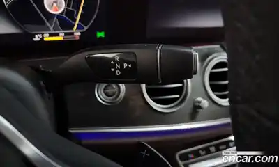 Mercedes-Benz E-Class 2020 2.0 Автомат в Москве № 212230, миниатюра 9