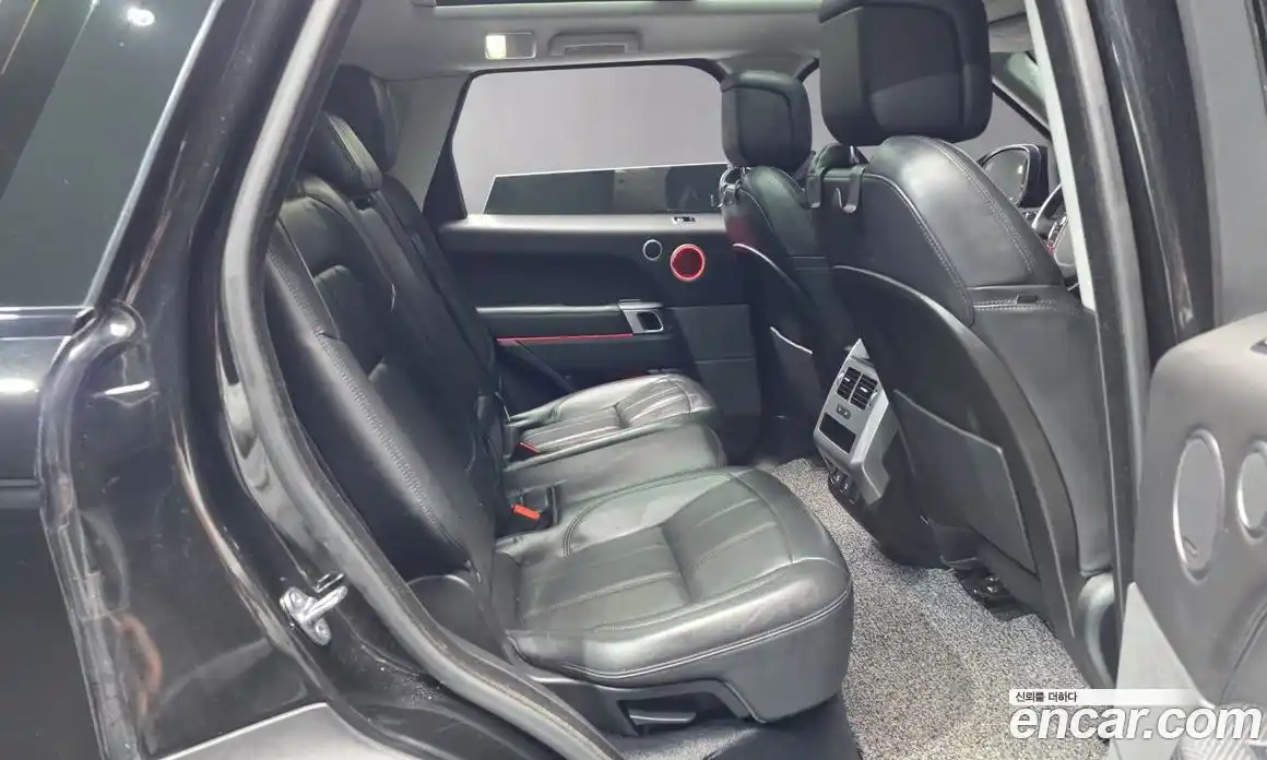 Land Rover Range-Rover Sport 2018 3.0 Автомат в Москве № 213623, фото 16