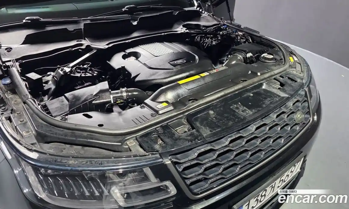 Land Rover Range-Rover Sport 2018 3.0 Автомат в Москве № 213623, фото 19