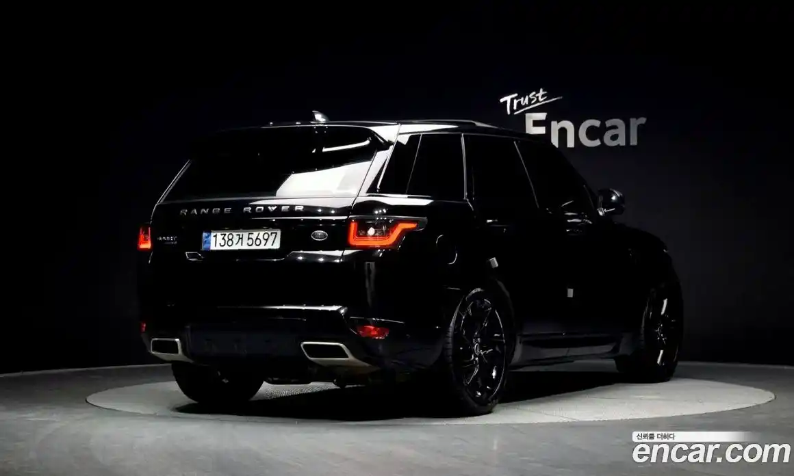 Land Rover Range-Rover Sport 2018 3.0 Автомат в Москве № 213623, фото 8
