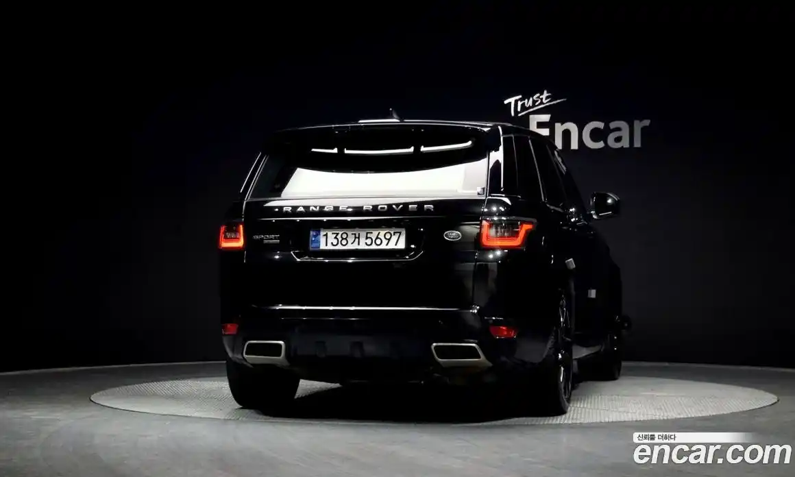 Land Rover Range-Rover Sport 2018 3.0 Автомат в Москве № 213623, фото 9