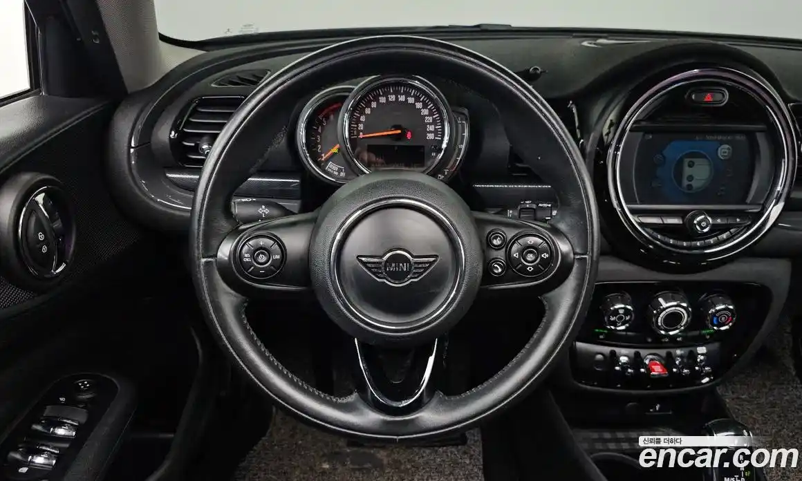 Mini Clubman 2019 2.0 Автомат в Москве № 214377, фото 11