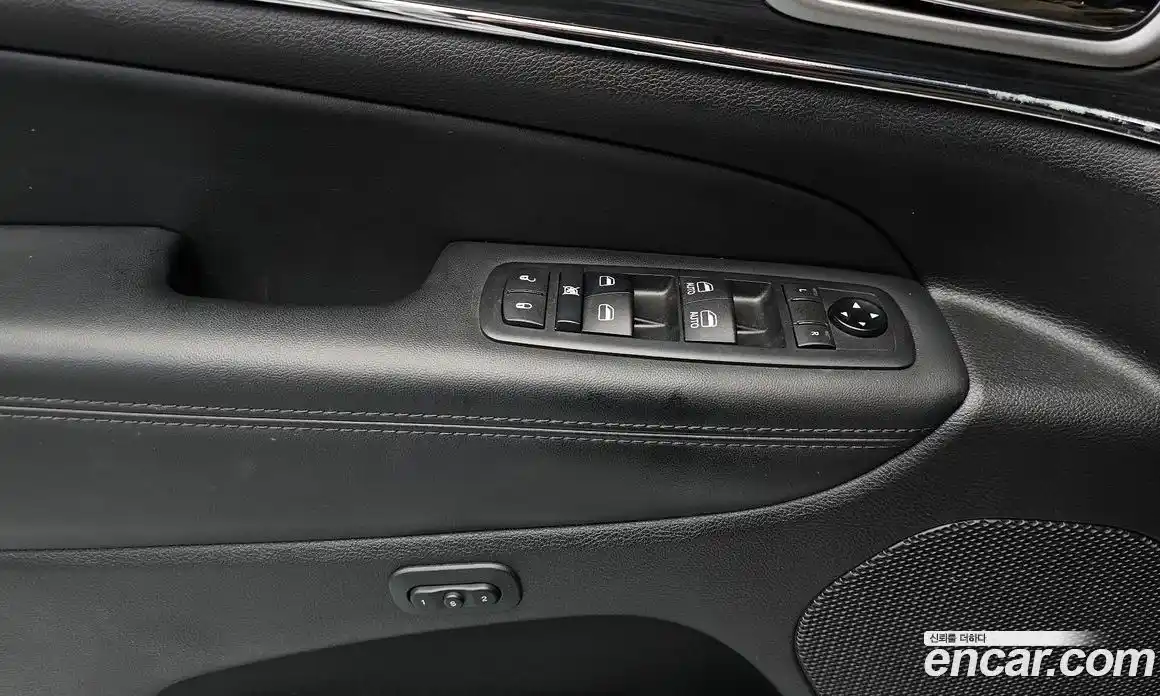 Jeep Cherokee 2021 3.6 Автомат в Москве № 215437, фото 5