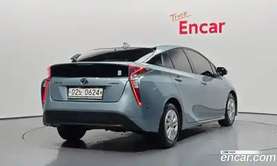 Toyota Prius, 2016