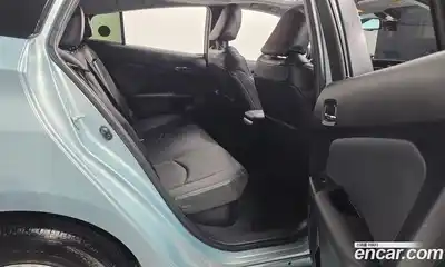 Toyota Prius 2016 1.8 Автомат в Москве № 215539, миниатюра 11