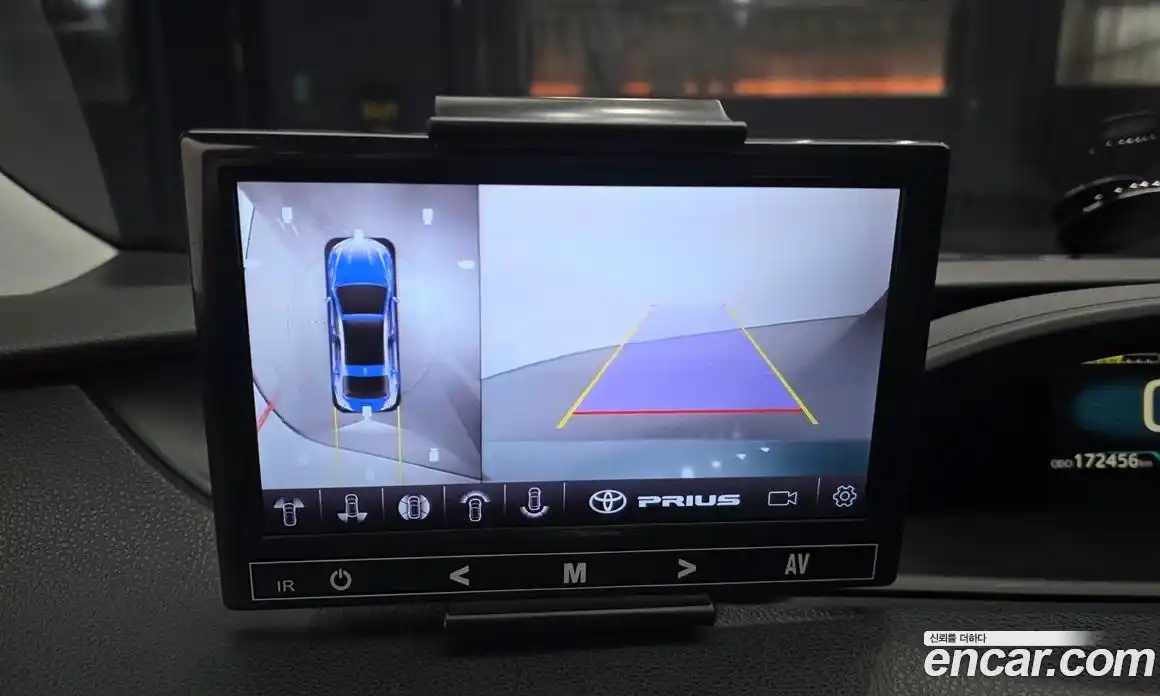 Toyota Prius 2016 1.8 Автомат в Москве № 215539, фото 20