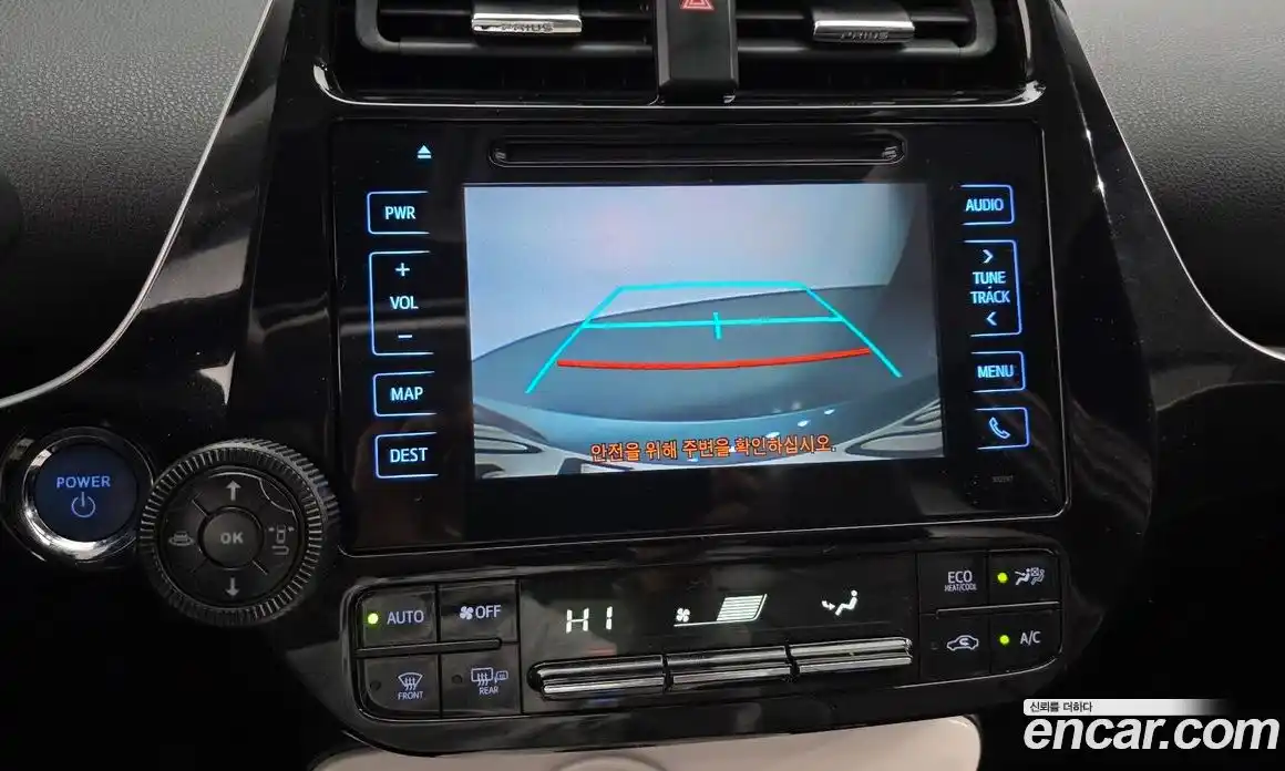 Toyota Prius 2016 1.8 Автомат в Москве № 215539, фото 5