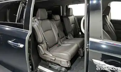 Honda Odyssey 2019 3.5 Автомат в Москве № 215700, миниатюра 2