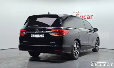 Honda Odyssey 2019 3.5 Автомат в Москве № 215700, миниатюра 3
