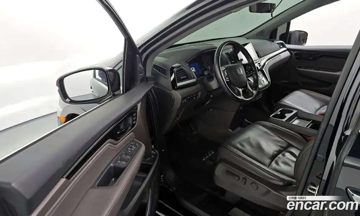 Honda Odyssey 2019 3.5 Автомат в Москве № 215700, фото 4