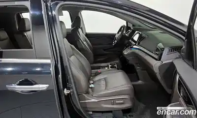 Honda Odyssey 2019 3.5 Автомат в Москве № 215700, миниатюра 10