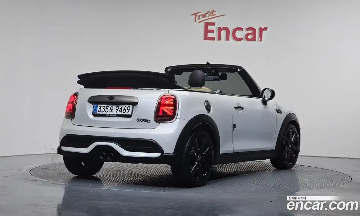 Mini Cooper Convertible 2024 2.0 Автомат в Москве № 215793, фото 15