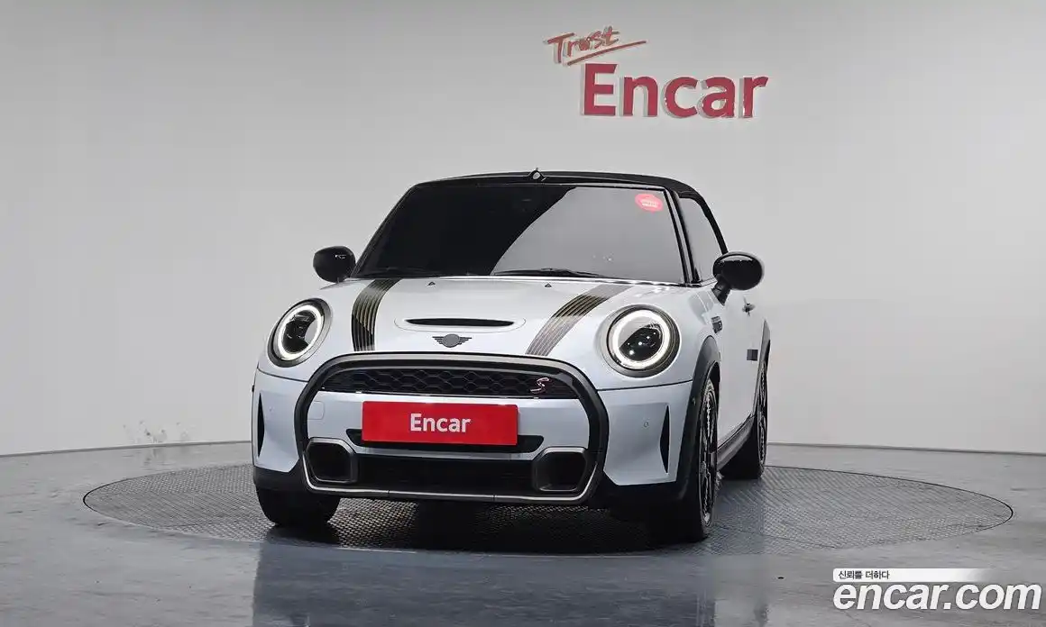 Mini Cooper Convertible 2024 2.0 Автомат в Москве № 215793, фото 17