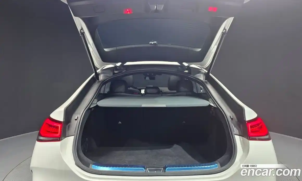 Mercedes-Benz GLE-Class 2023 3.0 Автомат в Москве № 220003, фото 20