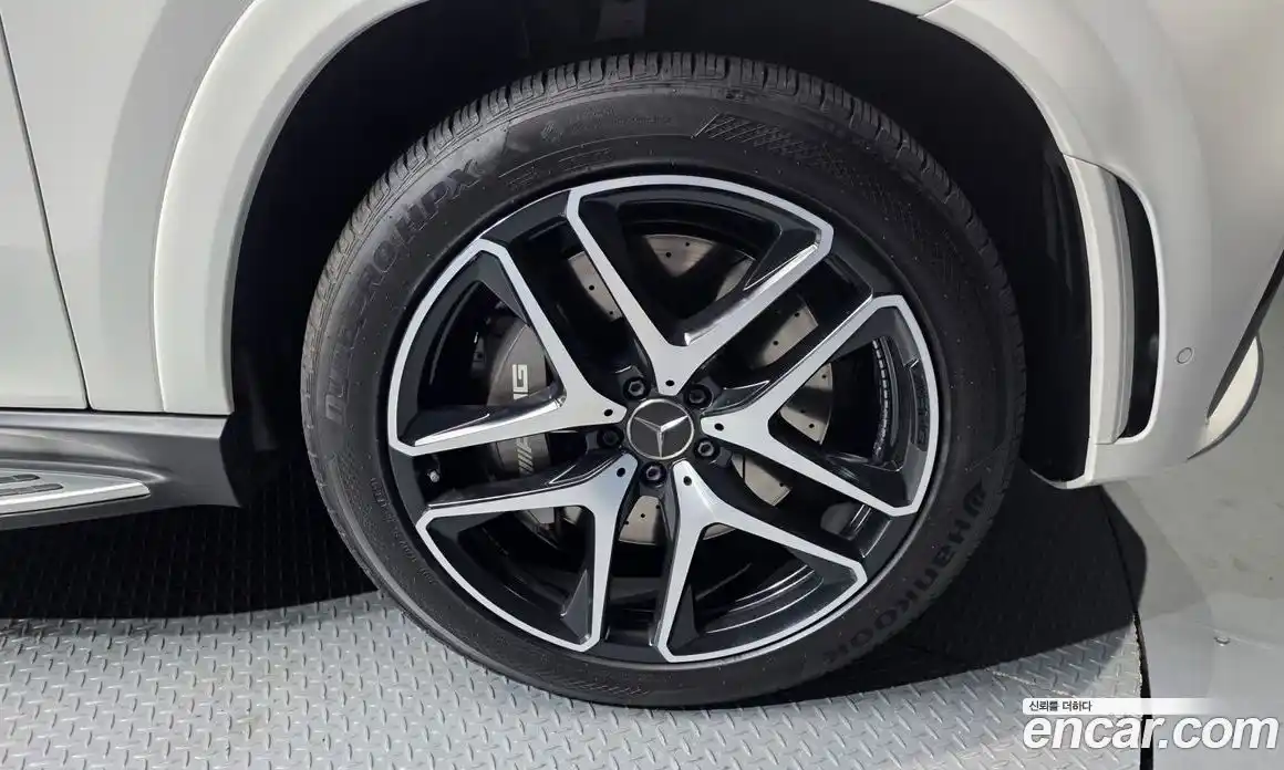 Mercedes-Benz GLE-Class 2023 3.0 Автомат в Москве № 220003, фото 5