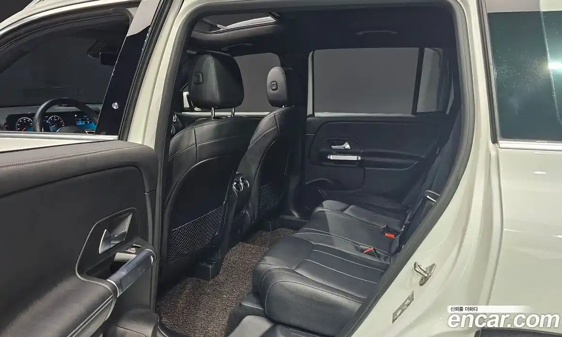 Mercedes-Benz GLB-Class 2021 2.0 Автомат в Москве № 221115, фото 14