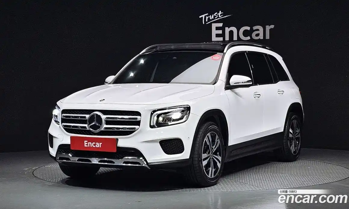 Mercedes-Benz GLB-Class 2021 2.0 Автомат в Москве № 221115, фото 19