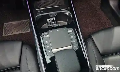 Mercedes-Benz GLB-Class 2021 2.0 Автомат в Москве № 221115, миниатюра 3