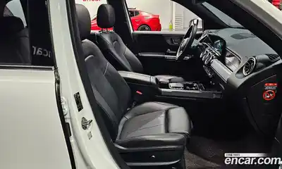 Mercedes-Benz GLB-Class 2021 2.0 Автомат в Москве № 221115, миниатюра 4