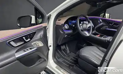 Mercedes-Benz EQE 2023 0.3 Автомат в Москве № 222505, миниатюра 3