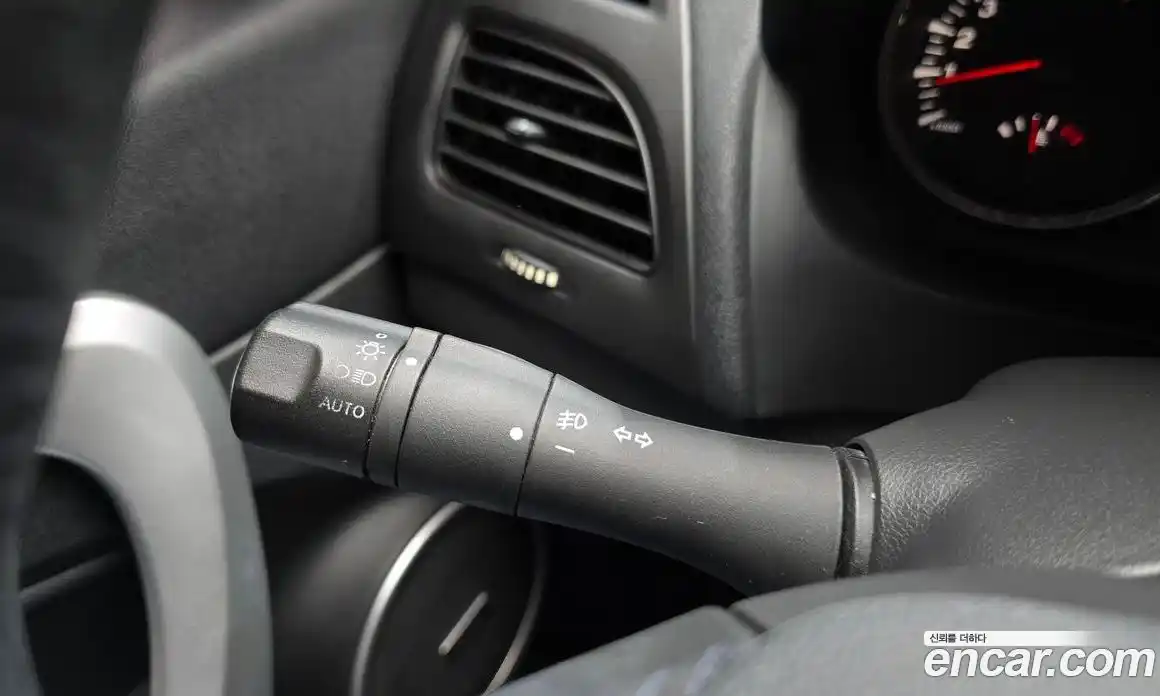 Renault SM3 2010 1.6 Автомат в Москве № 224053, фото 16