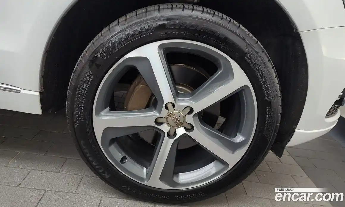 Audi Q5 2015 3.0 Автомат в Москве № 226774, фото 5