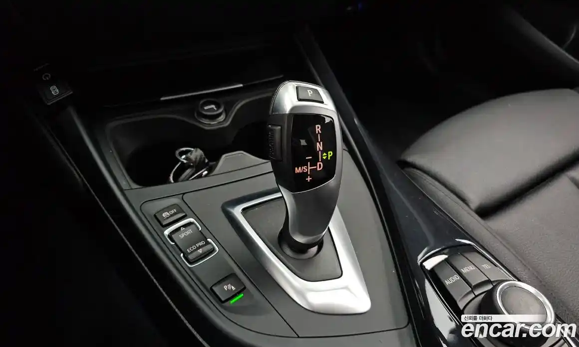 BMW 1-Series 2015 2.0 Автомат в Москве № 227765, фото 9