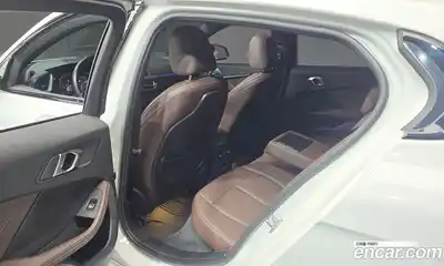 BMW 1-Series 2023 2.0 Автомат в Москве № 228462, миниатюра 11