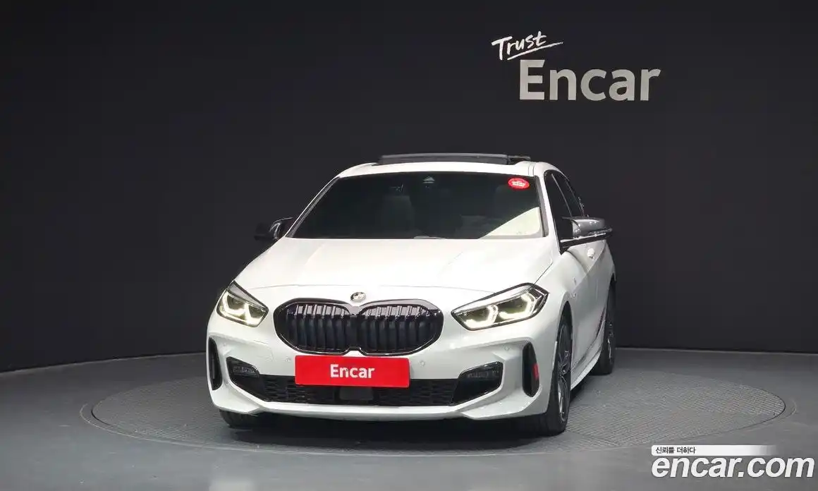 BMW 1-Series 2023 2.0 Автомат в Москве № 228462, фото 3