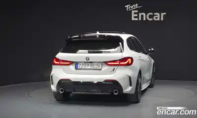 BMW 1-Series 2023 2.0 Автомат в Москве № 228462, миниатюра 4