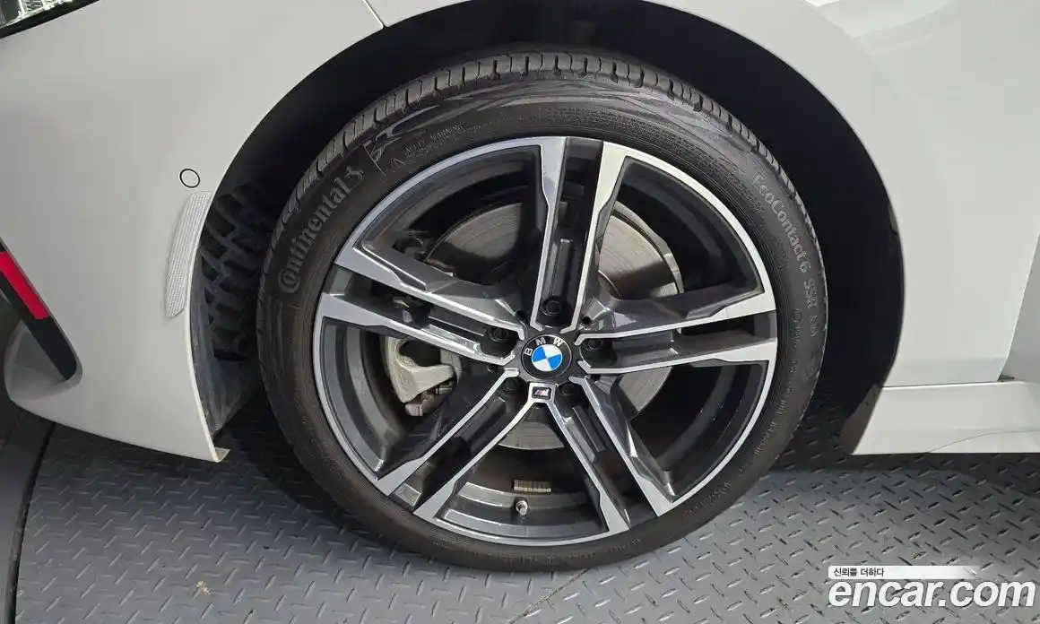 BMW 1-Series 2023 2.0 Автомат в Москве № 228462, фото 5