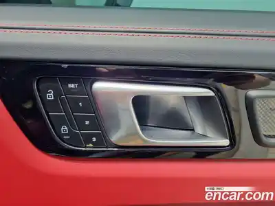 Porsche Cayenne 2023 4.0 Автомат в Москве № 231025, миниатюра 11