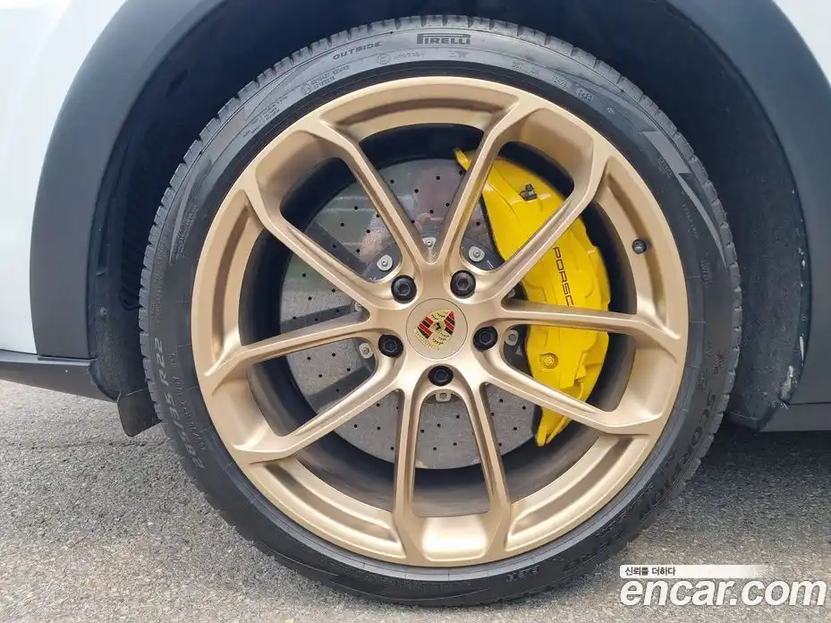 Porsche Cayenne 2023 4.0 Автомат в Москве № 231025, фото 5