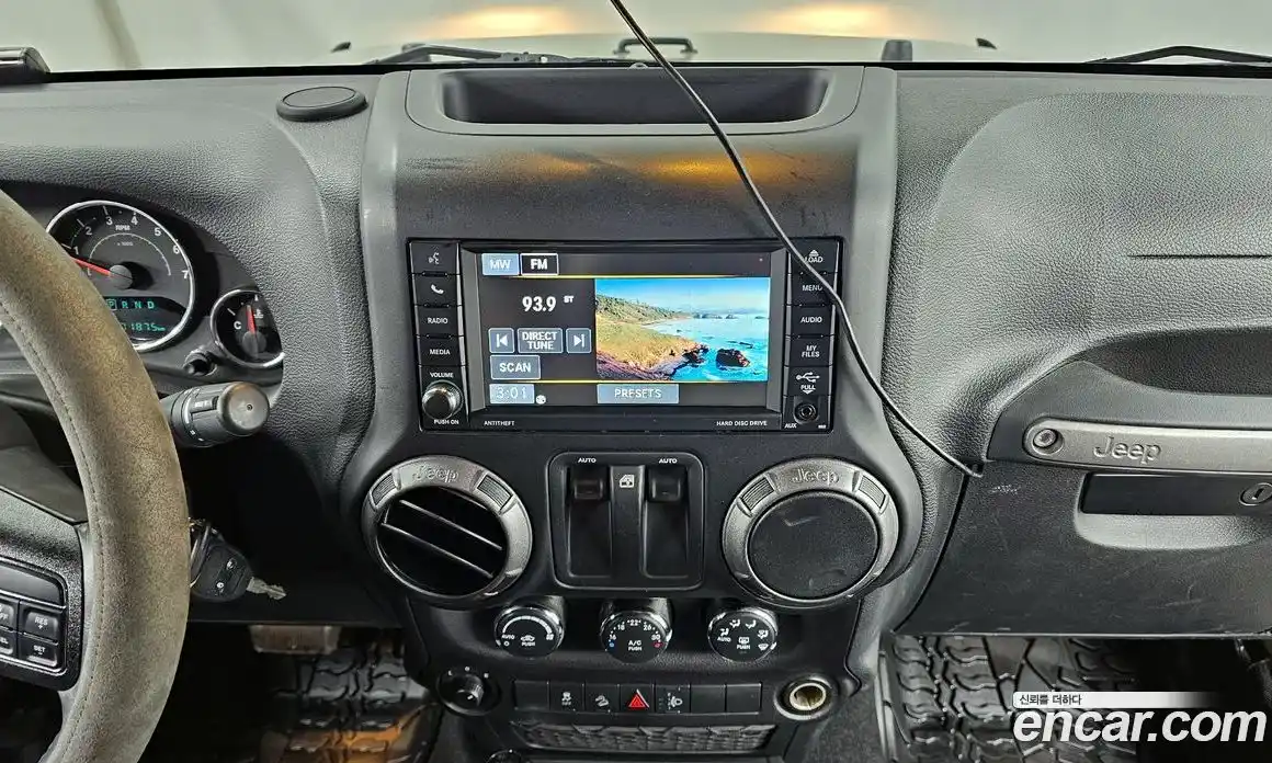 Jeep Wrangler 2017 3.6 Автомат в Москве № 232303, фото 14