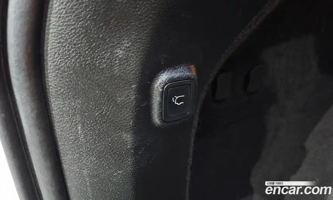 Jeep Cherokee 2019 2.4 Автомат в Москве № 232440, фото 20