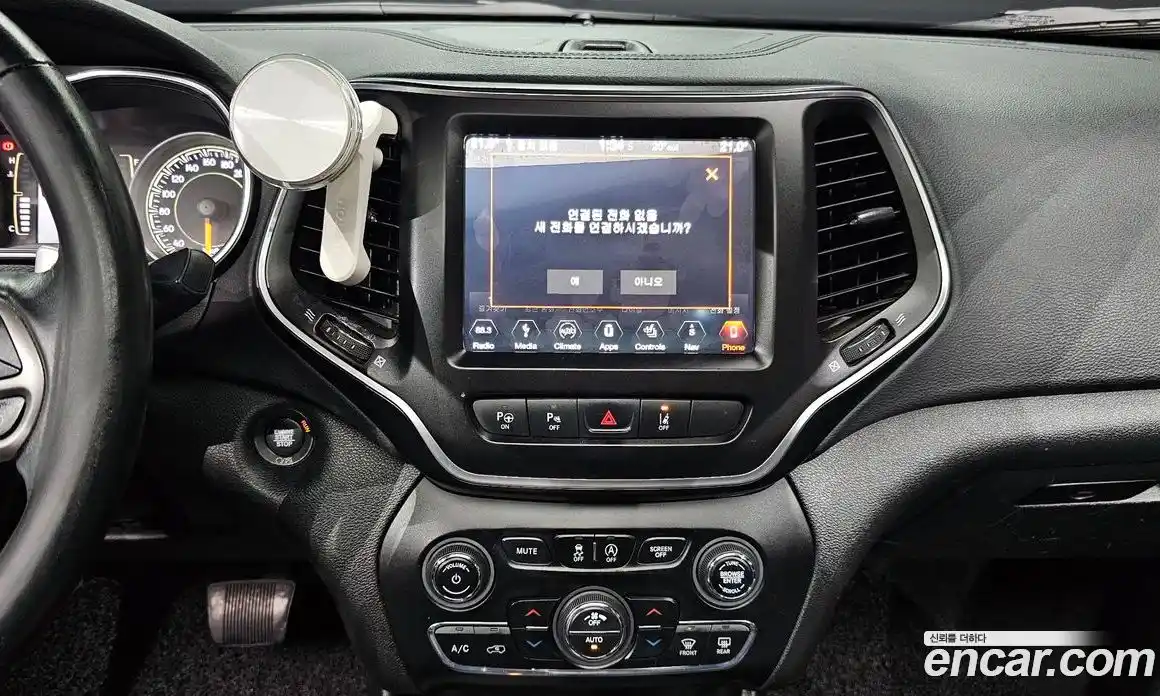 Jeep Cherokee 2019 2.4 Автомат в Москве № 232440, фото 4