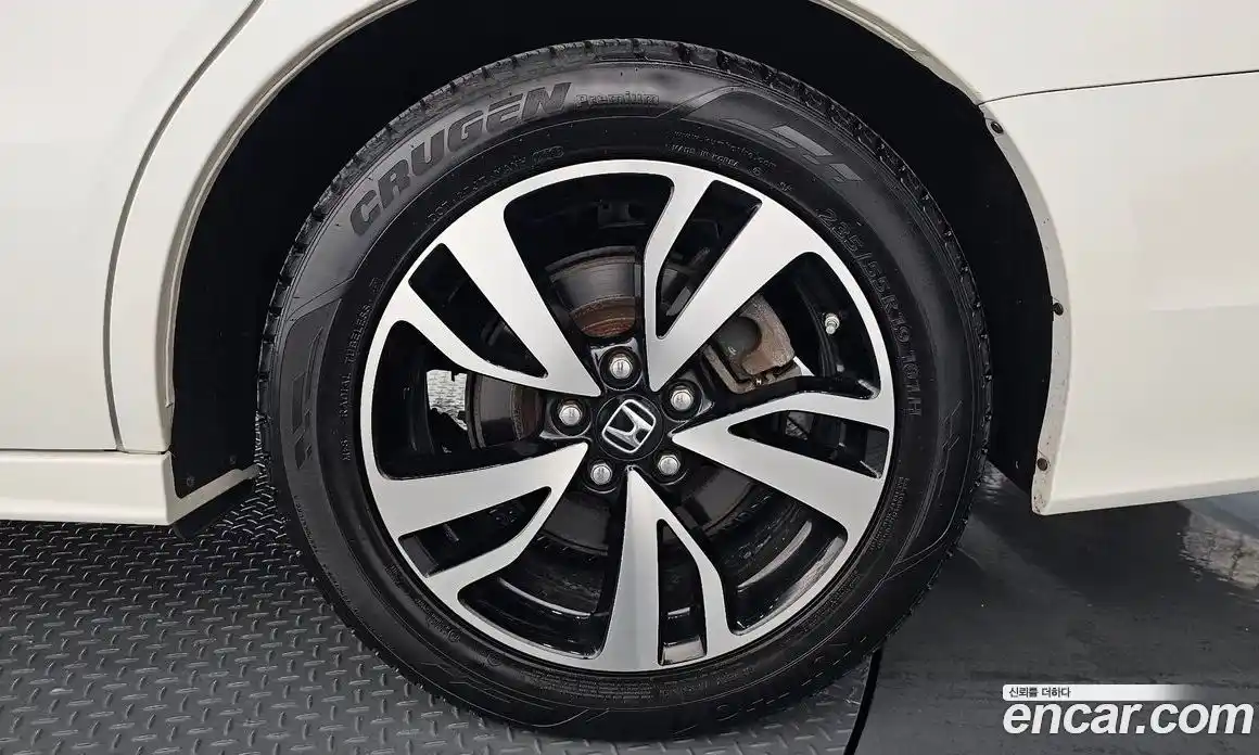 Honda Odyssey 2019 3.5 Автомат в Москве № 232852, фото 5