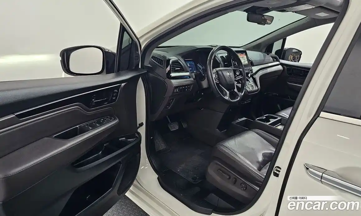 Honda Odyssey 2019 3.5 Автомат в Москве № 232852, фото 10