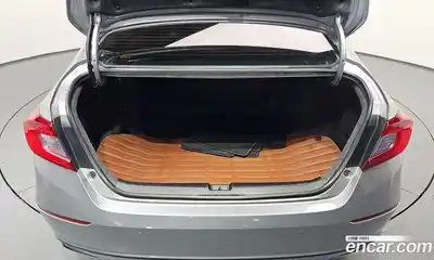 Honda Accord 2019 2.0 Автомат в Москве № 232922, миниатюра 12