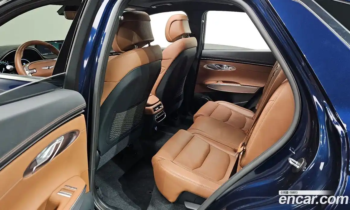 Genesis GV70 2022 2.5 Автомат в Москве № 23674, фото 16