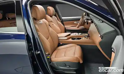 Genesis GV70 2022 2.5 Автомат в Москве № 23674, миниатюра 10