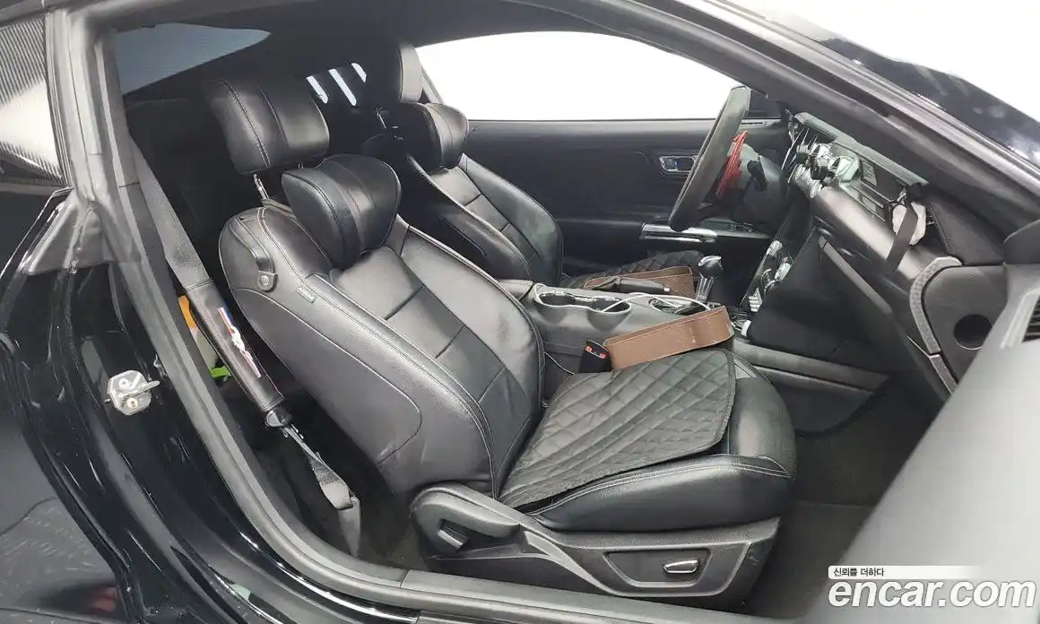 Ford Mustang 2017 2.3 Автомат в Москве № 255622, фото 3