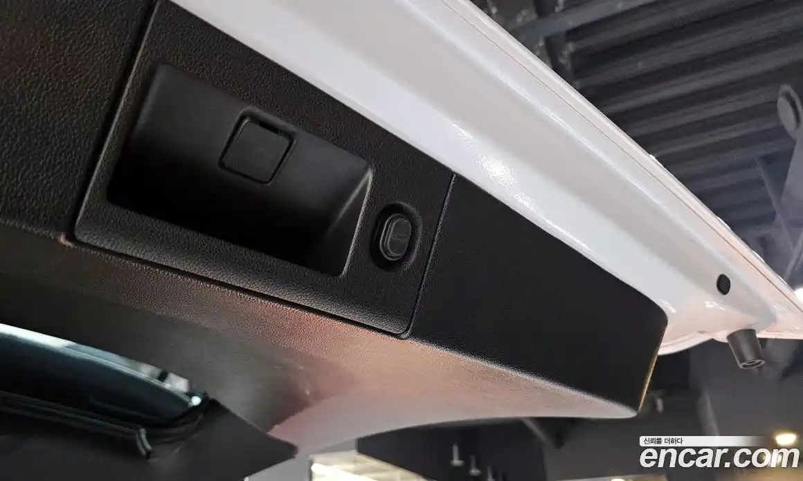 Cadillac Escalade 2018 6.2 Автомат в Москве № 256465, фото 15