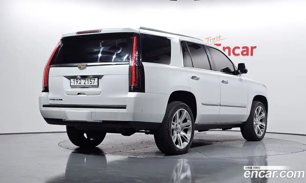 Cadillac Escalade 2018 6.2 Автомат в Москве № 256465, фото 6
