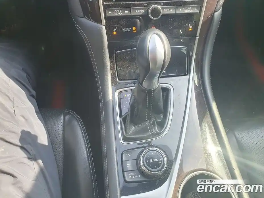 Infiniti Q50 2014 2.1 Автомат в Москве № 257117, фото 15