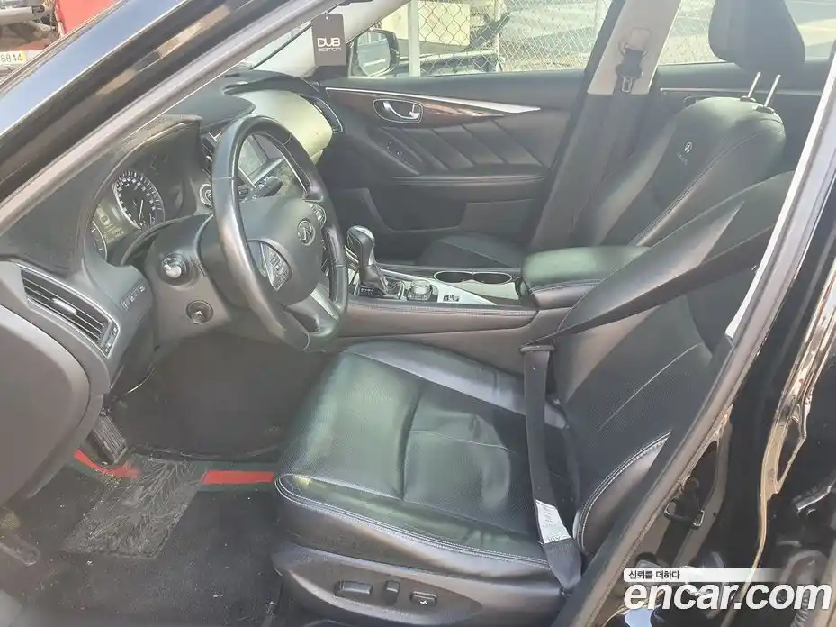 Infiniti Q50 2014 2.1 Автомат в Москве № 257117, фото 9