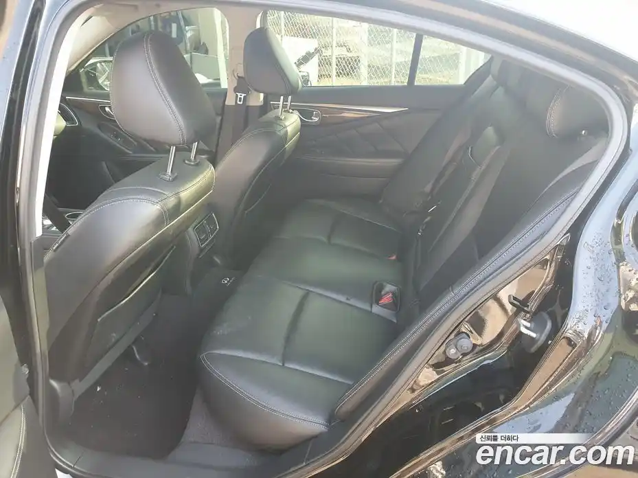 Infiniti Q50 2014 2.1 Автомат в Москве № 257117, фото 10