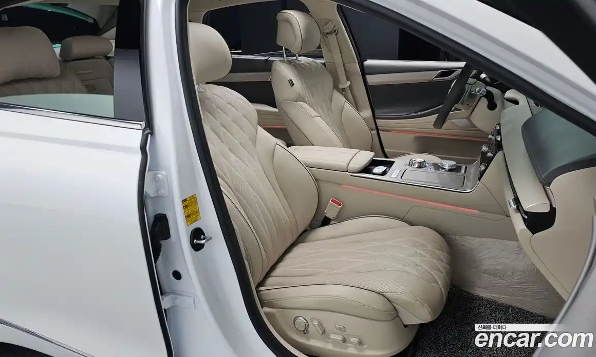 Genesis G80 2025 2.5 Автомат в Москве № 26075, фото 17