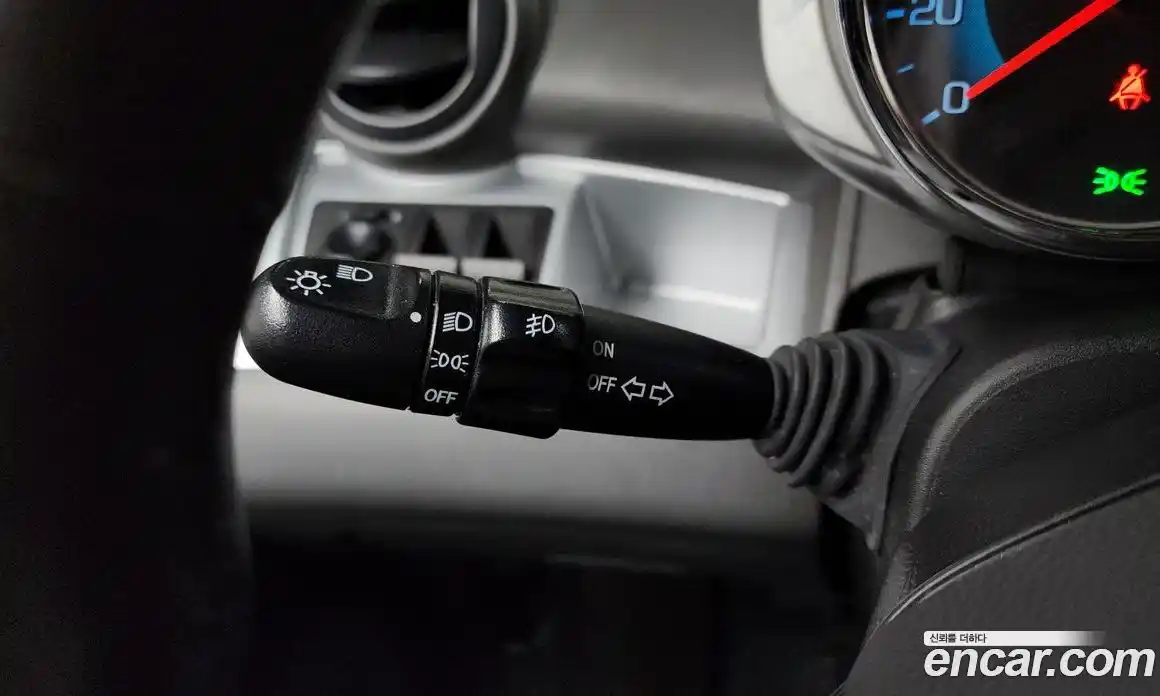 Chevrolet Spark 2014 1.0 Механическая в Москве № 26467, фото 7